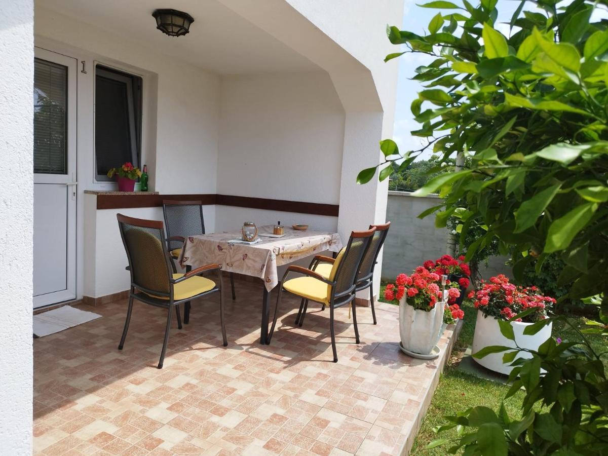Marijan Apartment Пула Екстериор снимка