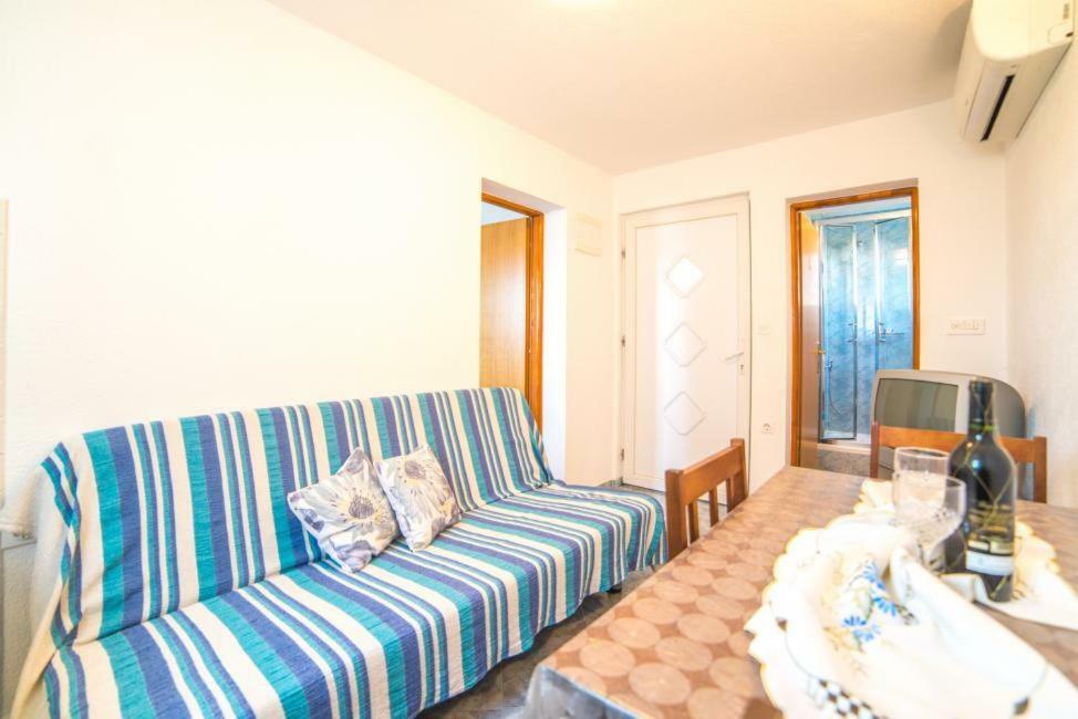 Marijan Apartment Пула Екстериор снимка