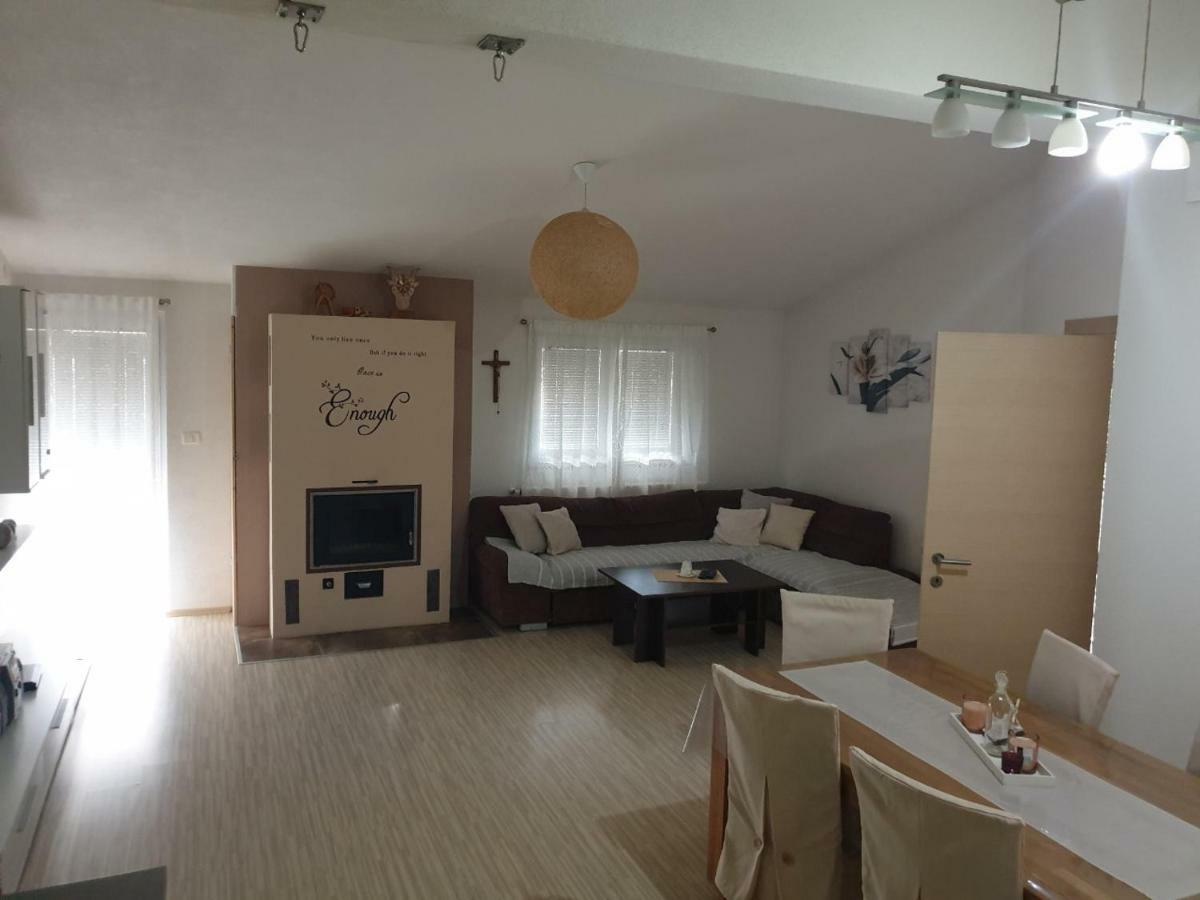 Marijan Apartment Пула Екстериор снимка